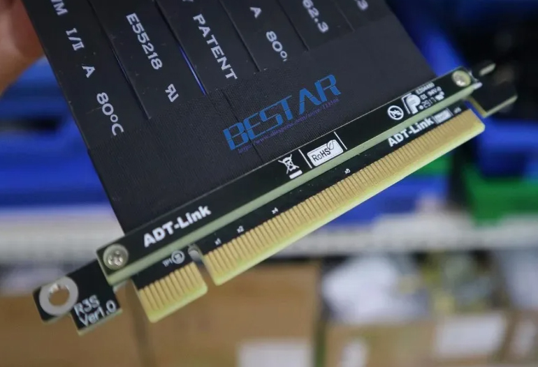 Réitigh Trealamh Cábla Comhartha Ardluais PCIE Réitigh Trealamh Cábla Comhartha Ardluais PCIE